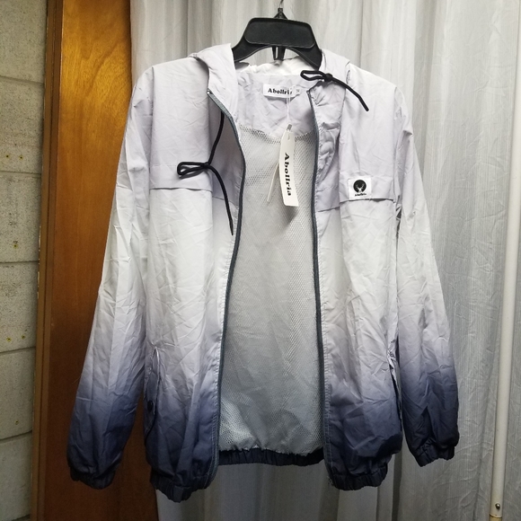 Hooded Wind Breaker Sports Jacket - Picture 1 of 4